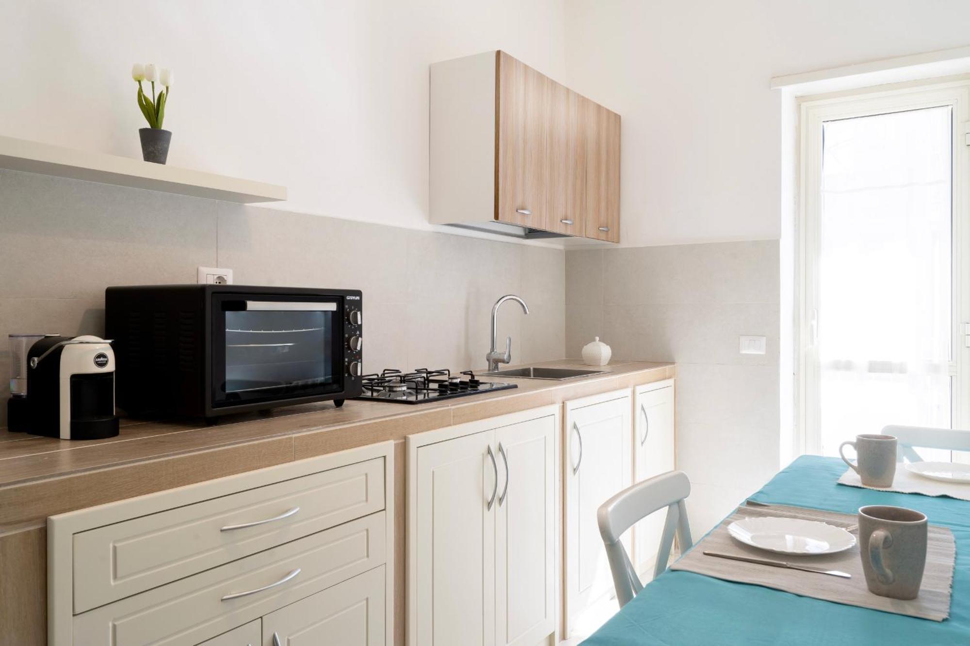 Ferienwohnung Casa Del Sole, In Via Sicilia Vicino Al Mare Terracina Exterior foto
